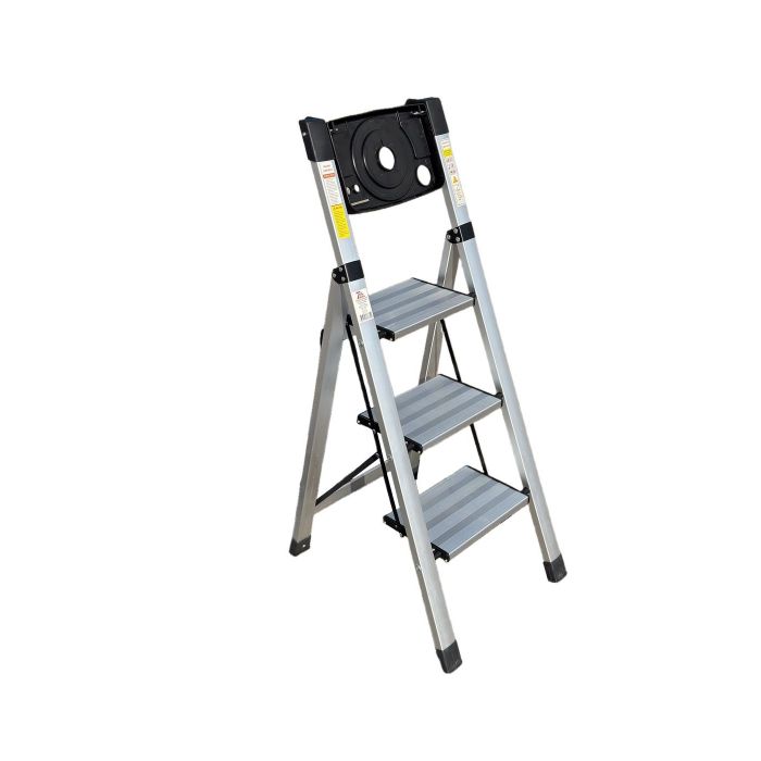 Стремянка алюминиевая Verona 3 широкие ступени серебристая с лотком для инструментов