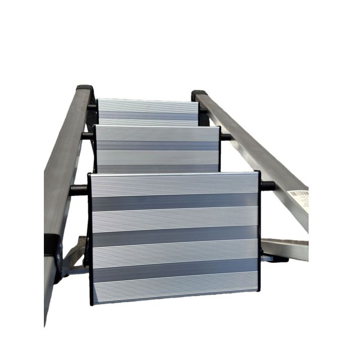 Стремянка алюминиевая Verona 3 широкие ступени серебристая с лотком для инструментов