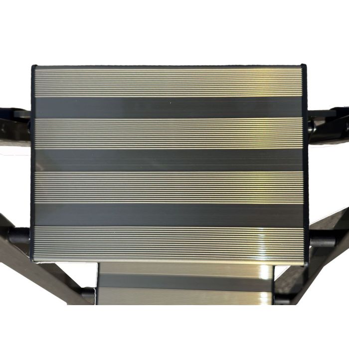 Стремянка алюминиевая Verona 3 широкие ступени золотая с лотком для инструментов