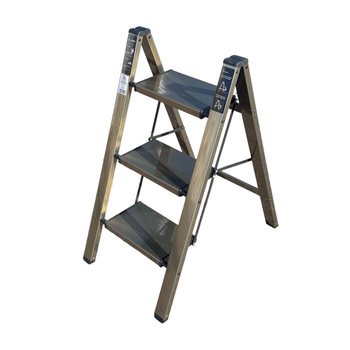 Стремянка алюминиевая SevenBerg Milano 3 широкие ступени золотая